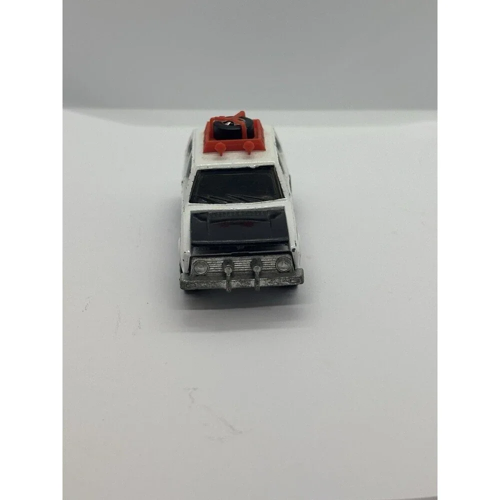 VW Rabbit Hot Wheels 'Hare Splitter' White Blackwall 1978, 1:64 Scale Rally